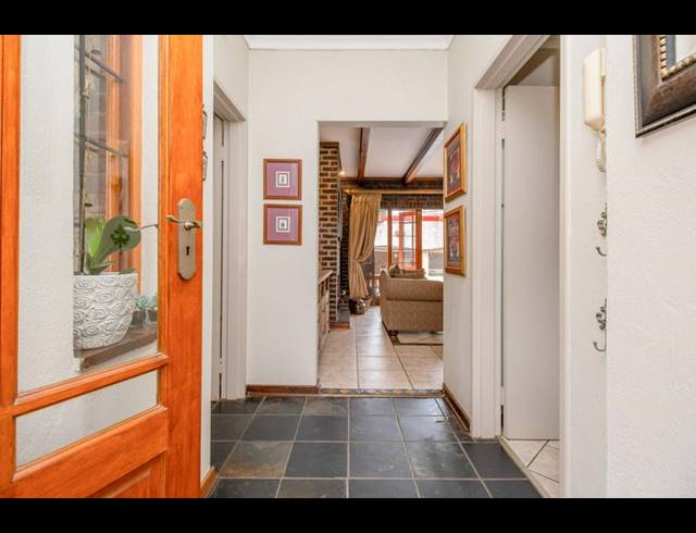 4 BEDROOM HOUSE FOR SALE IN WILRO PARK